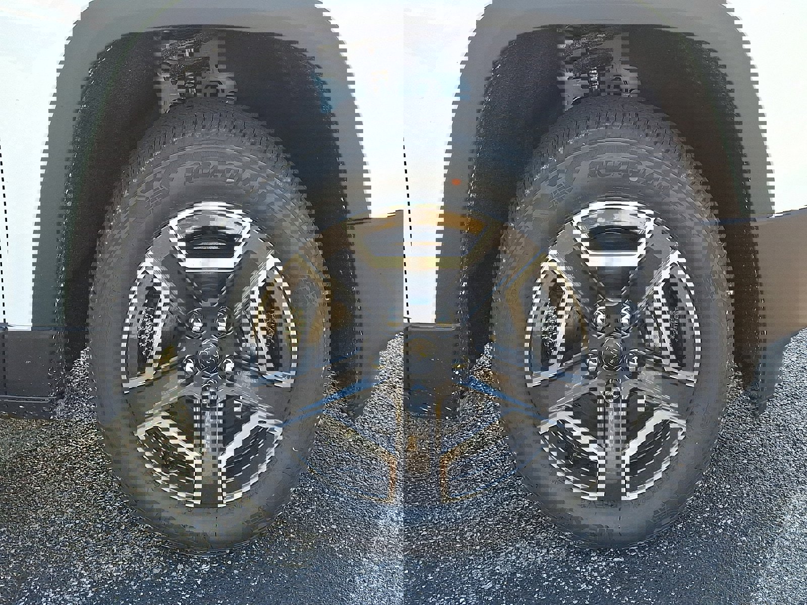 New 2026 Jeep Cherokee Laredo image 8