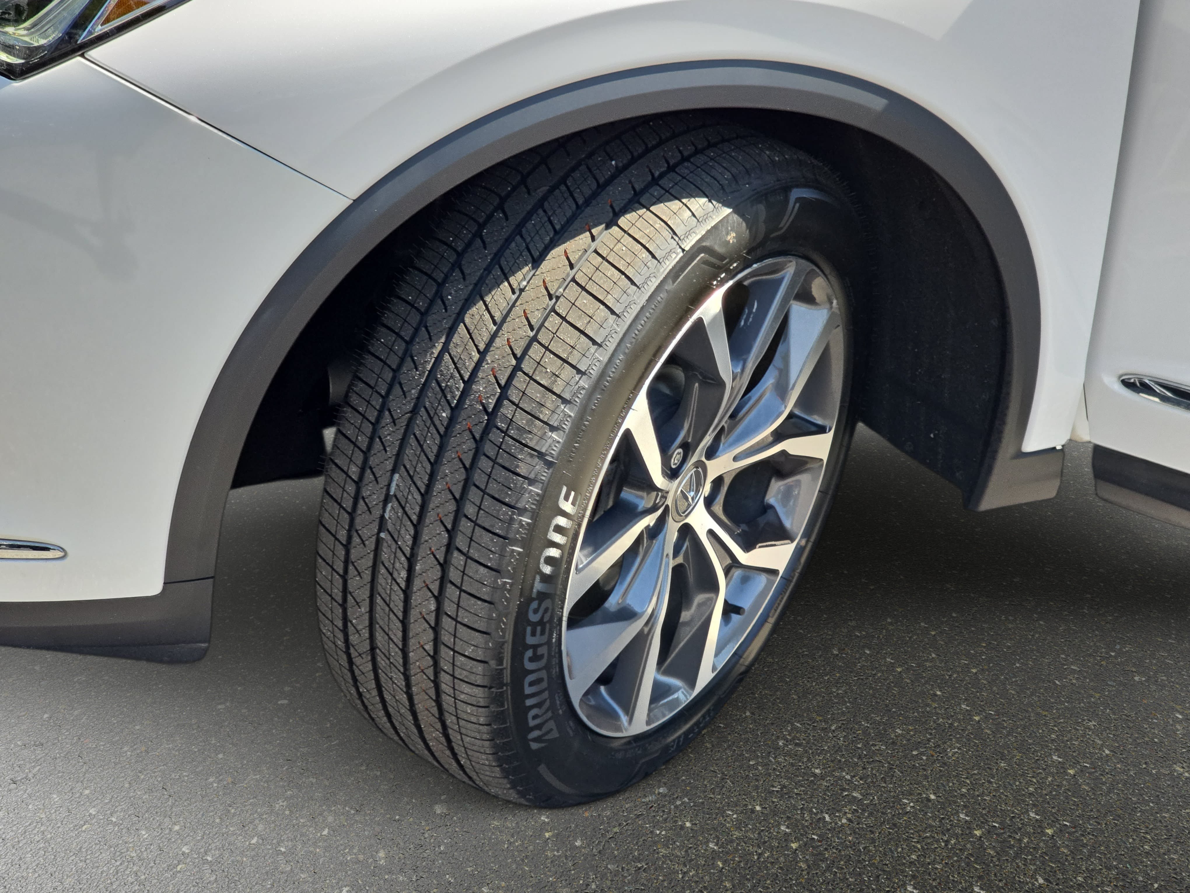 Certified 2023 Acura MDX w/ Technology Package FWD image 36