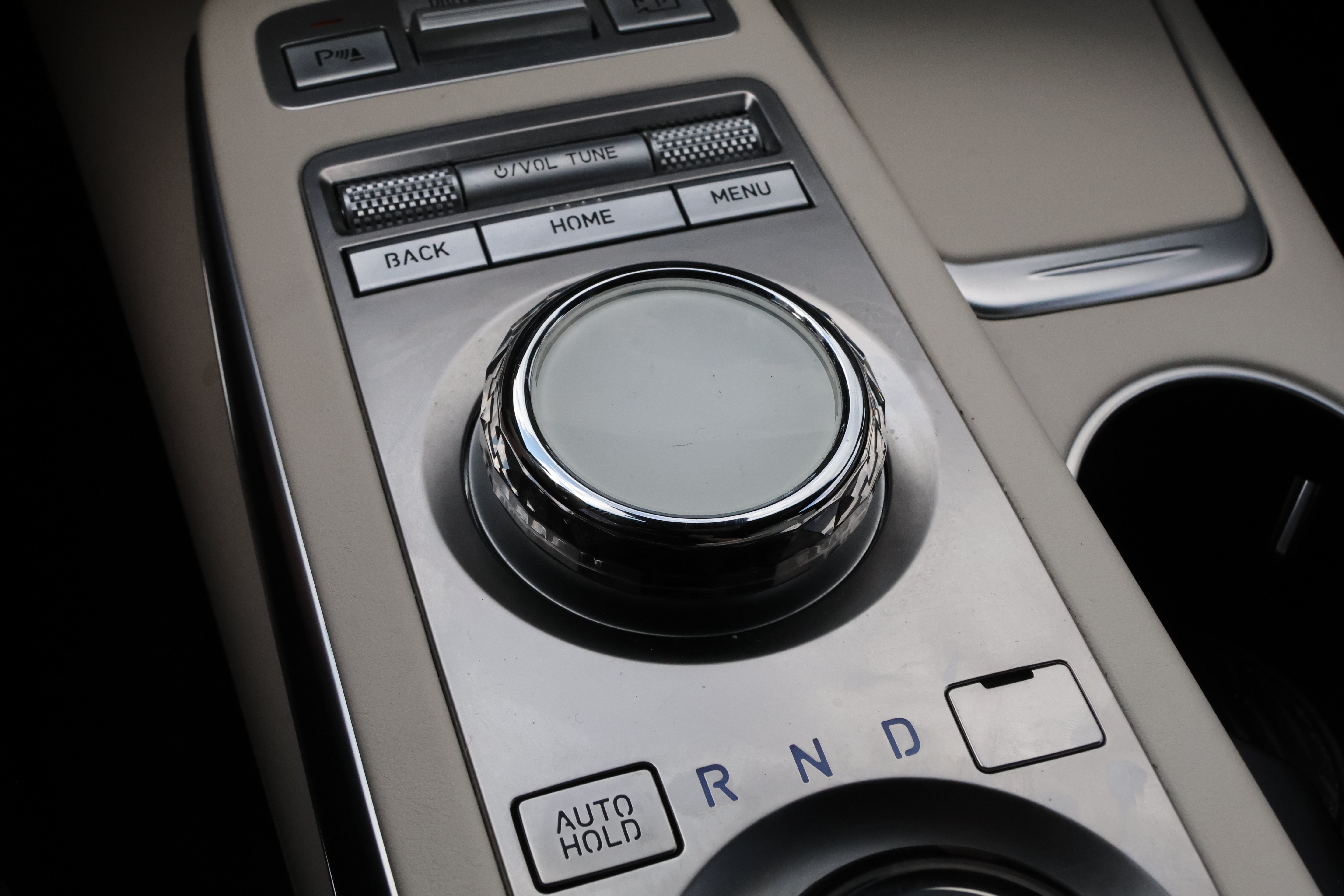 Used 2023 Genesis Electrified GV70 AWD/4WD image 29