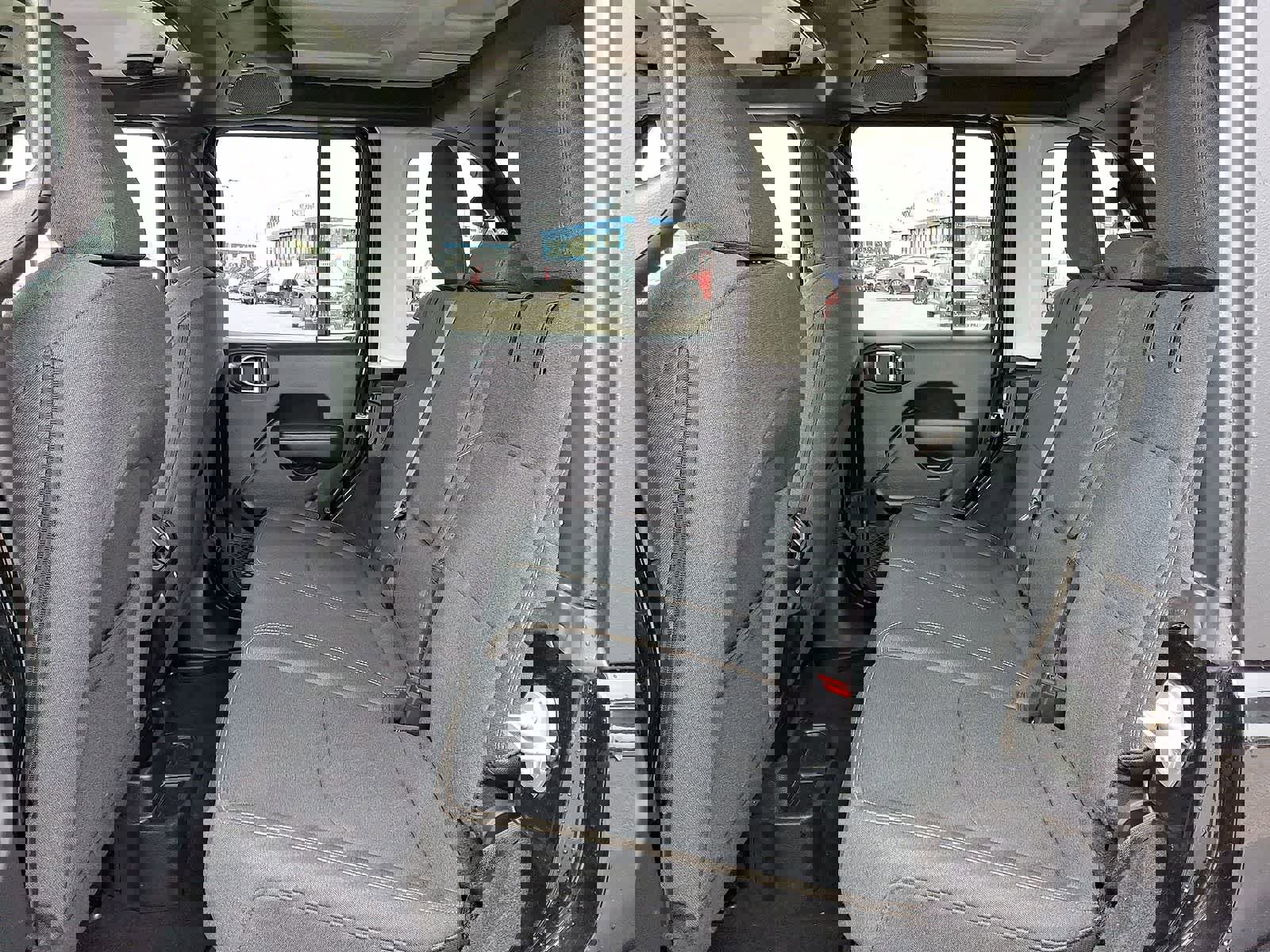 Used 2025 Jeep Wrangler Willys image 29