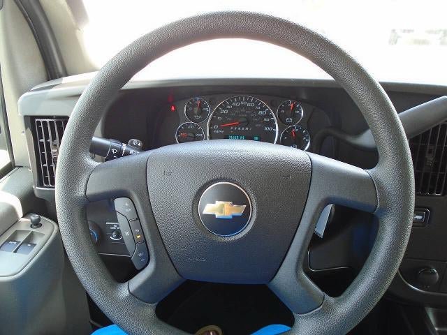Certified 2025 Chevrolet Express 3500 LT w/ LT Preferred Equipment Group RWD image 8