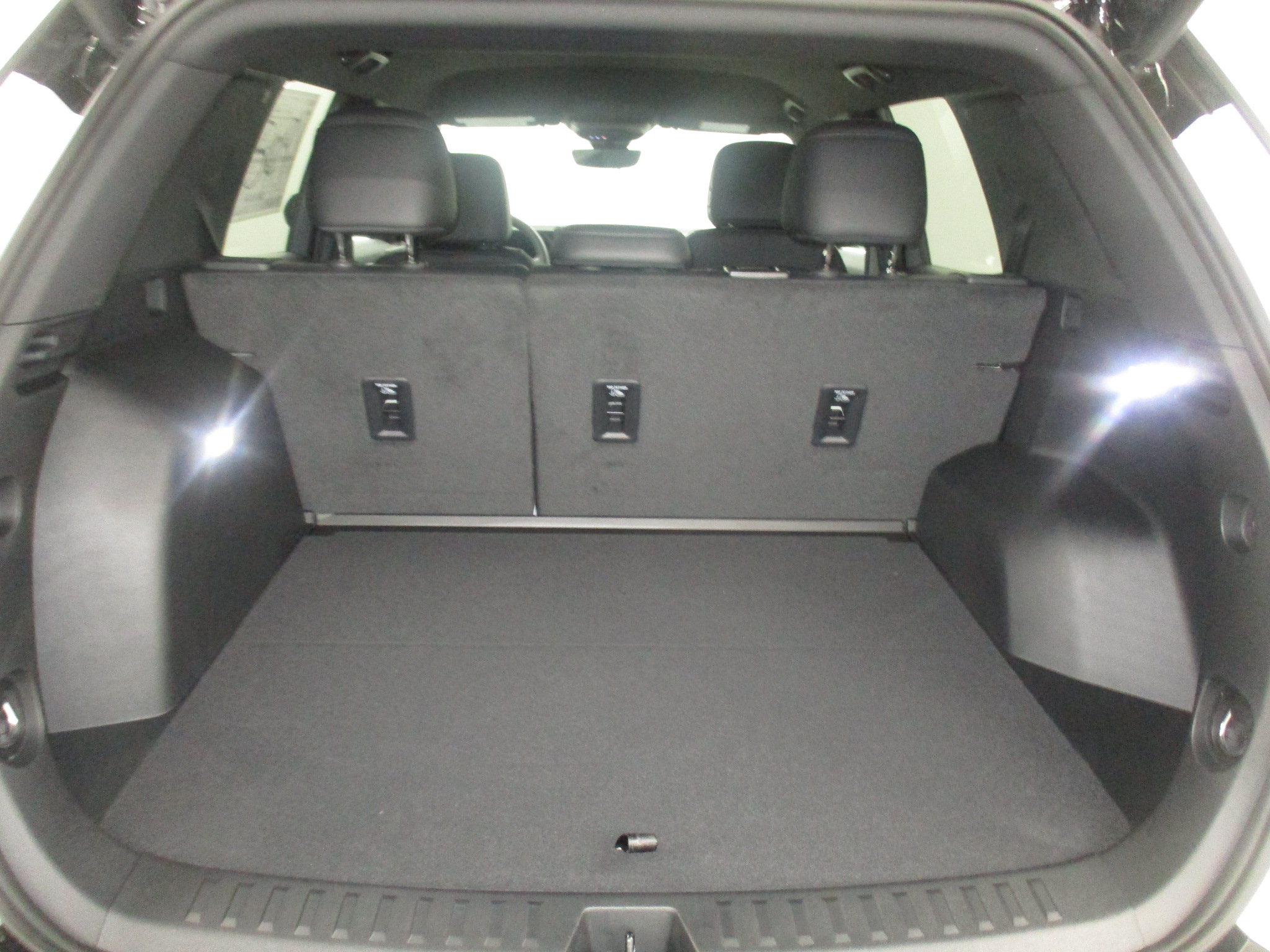 New 2026 GMC Terrain AT4 w/ Convenience Package III AWD/4WD image 15