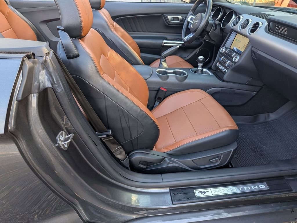 Used 2020 Ford Mustang GT Premium image 32