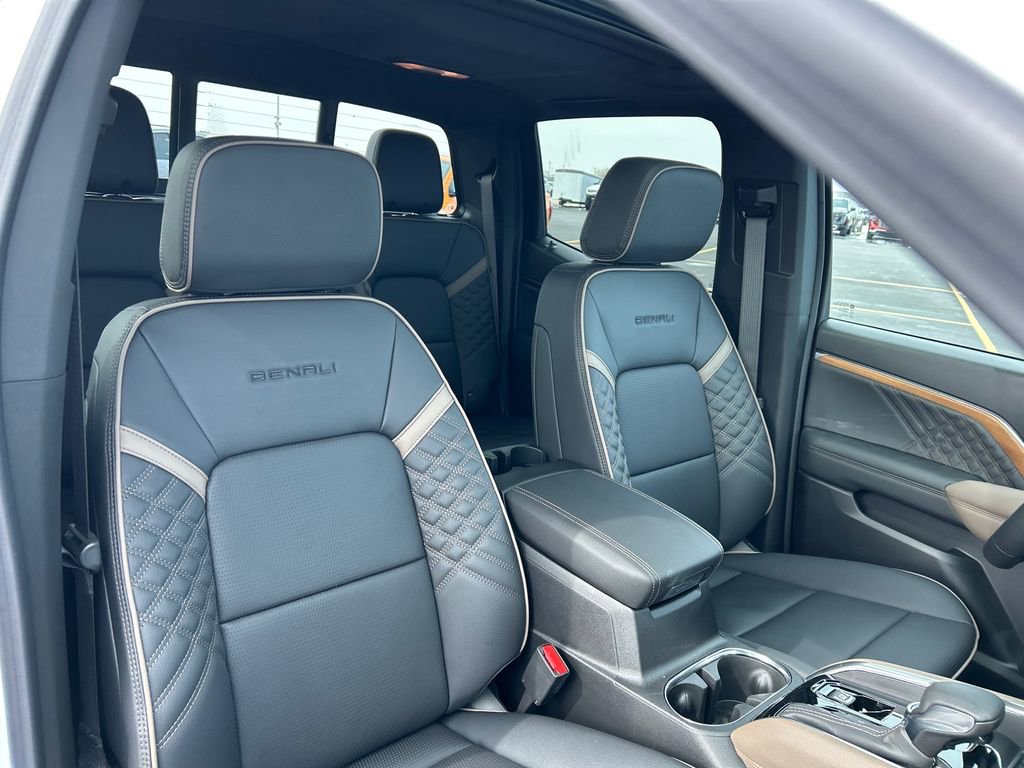 New 2026 GMC Canyon Denali AWD/4WD image 37