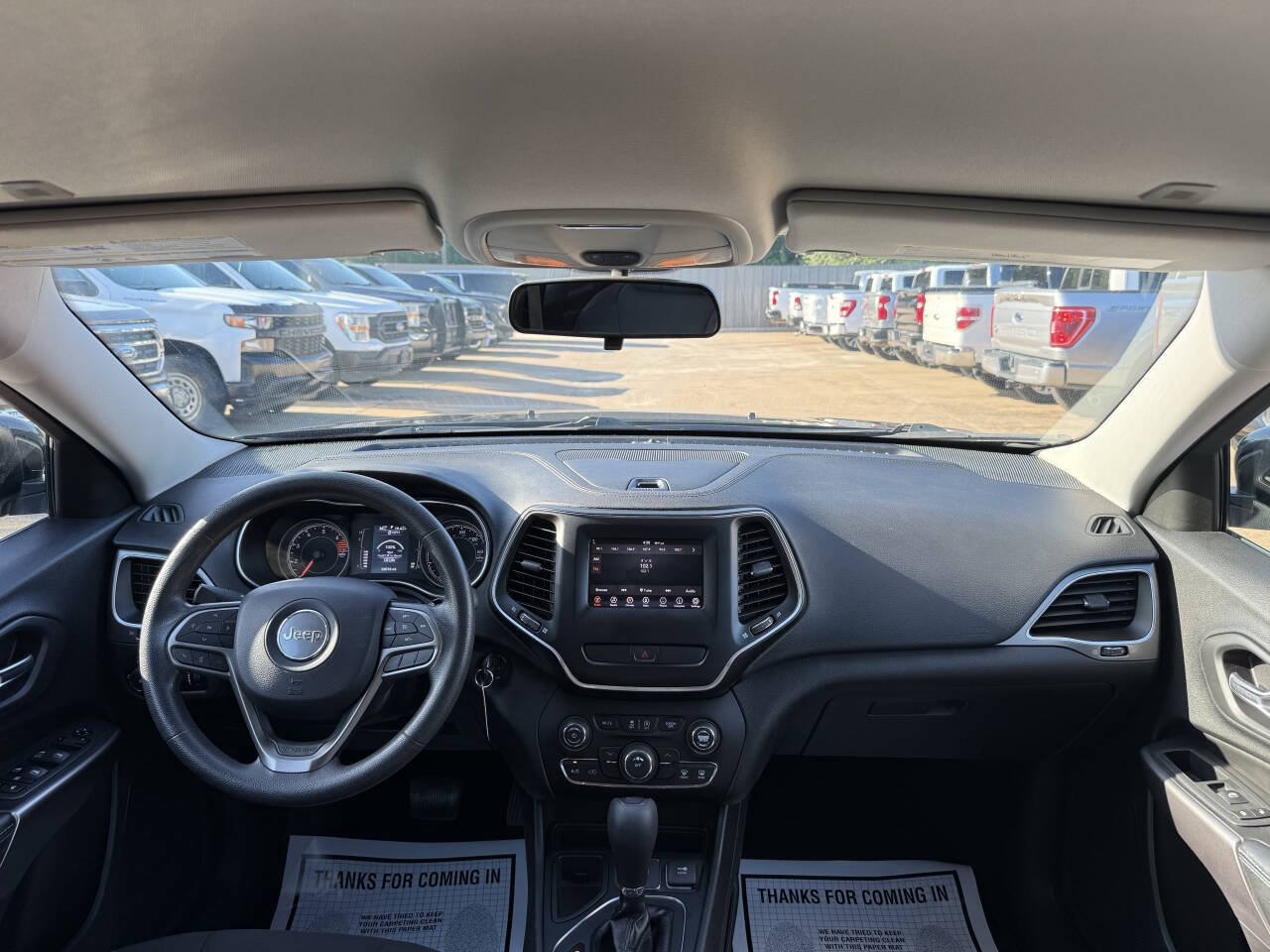 Used 2019 Jeep Cherokee Latitude w/ Popular Appearance Group FWD image 17