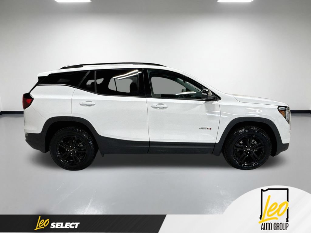 Used 2024 GMC Terrain AT4 w/ Tech Package AWD/4WD image 6