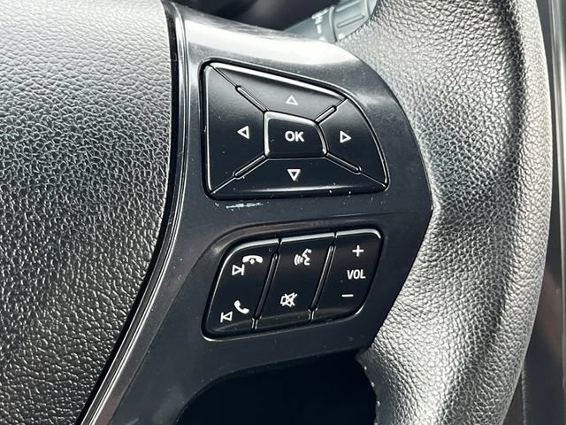 Used 2018 Ford Explorer XLT w/ Equipment Group 202A AWD/4WD image 21