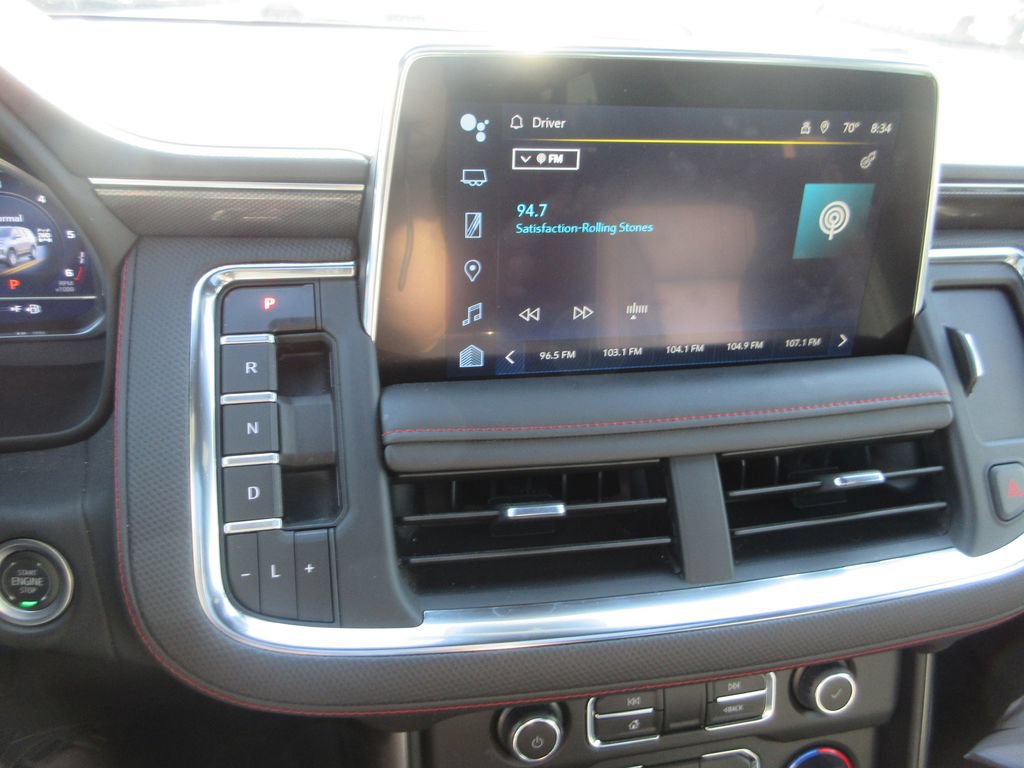 Certified 2024 Chevrolet Suburban RST w/ Luxury Package AWD/4WD image 34