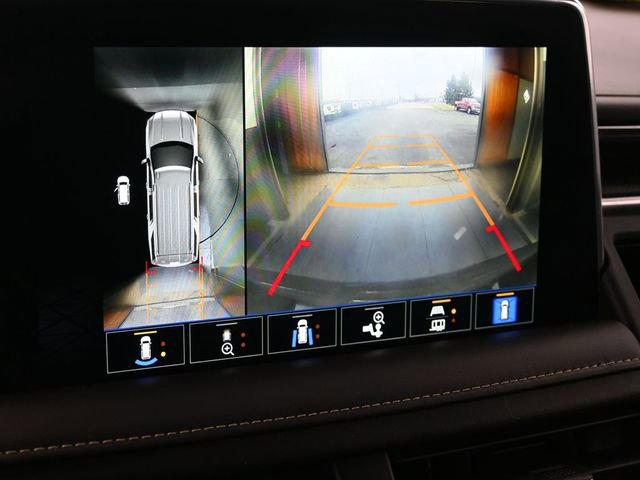 Used 2022 GMC Yukon XL SLT w/ SLT Luxury Package image 33