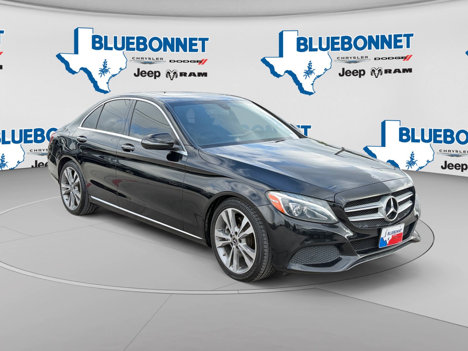 Used 2018 Mercedes-Benz C 300 Sedan image 3