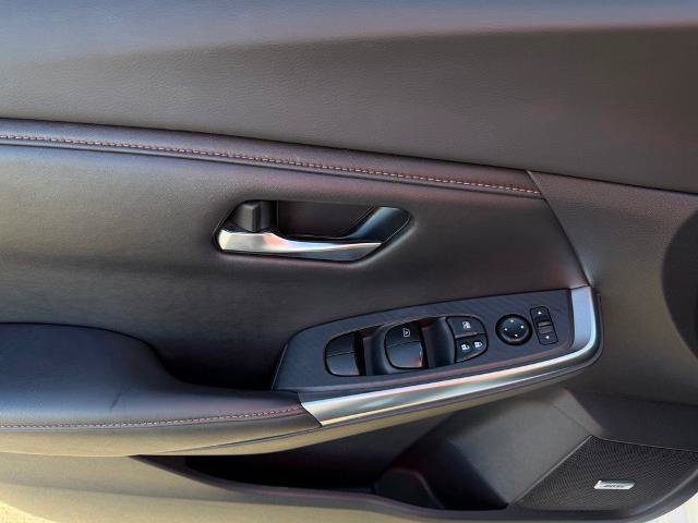 Certified 2023 Nissan Sentra SR w/ SR Premium Package FWD image 21