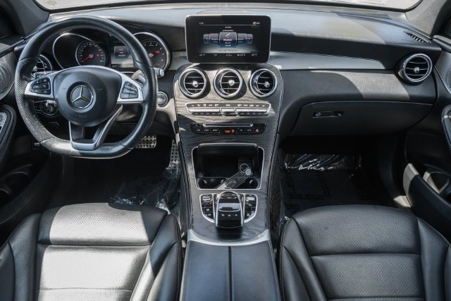 Used 2019 Mercedes-Benz GLC 300 4MATIC image 20