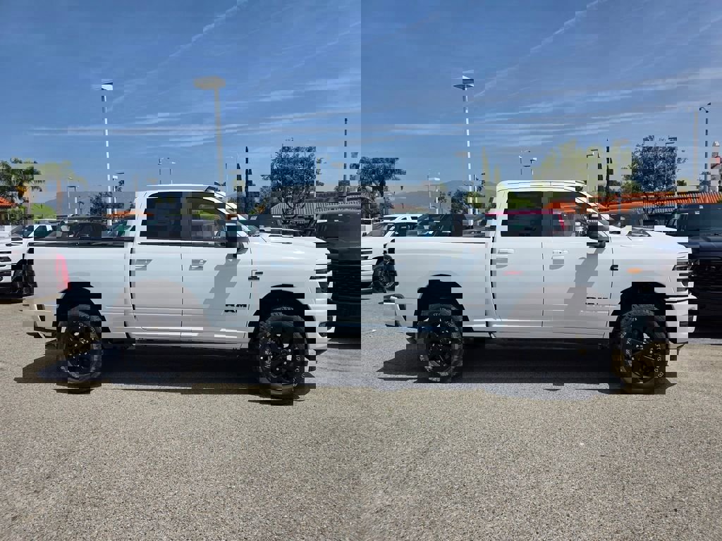 New 2026 RAM 2500 Laramie AWD/4WD image 3