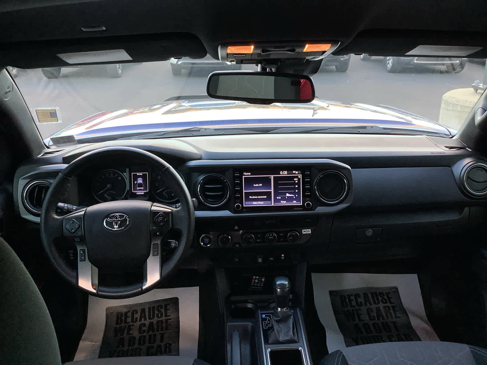 Used 2023 Toyota Tacoma TRD Off-Road w/ Black Out Package (TMS) image 10