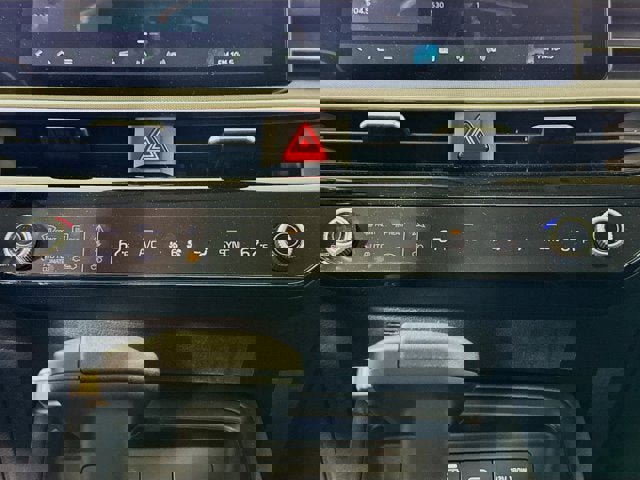 New 2025 Kia K5 LXS image 15