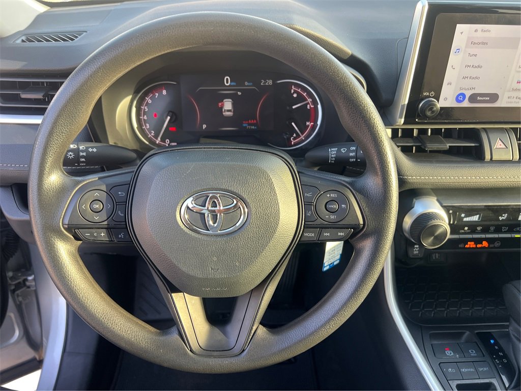 Used 2024 Toyota RAV4 LE image 15