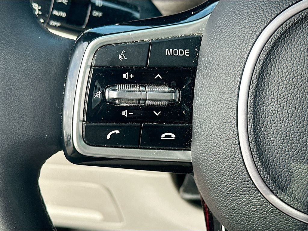 Used 2022 Kia Sorento EX w/ Panoramic Sunroof Package image 11