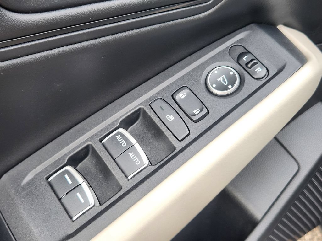 Used 2023 Honda Accord EX image 16
