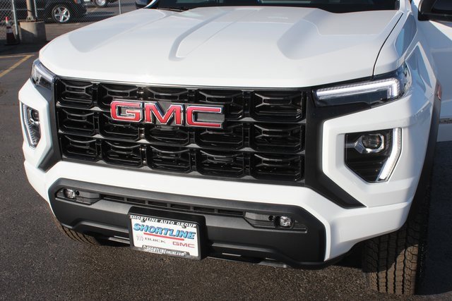 New 2025 GMC Canyon Elevation w/ Convenience Package image 13