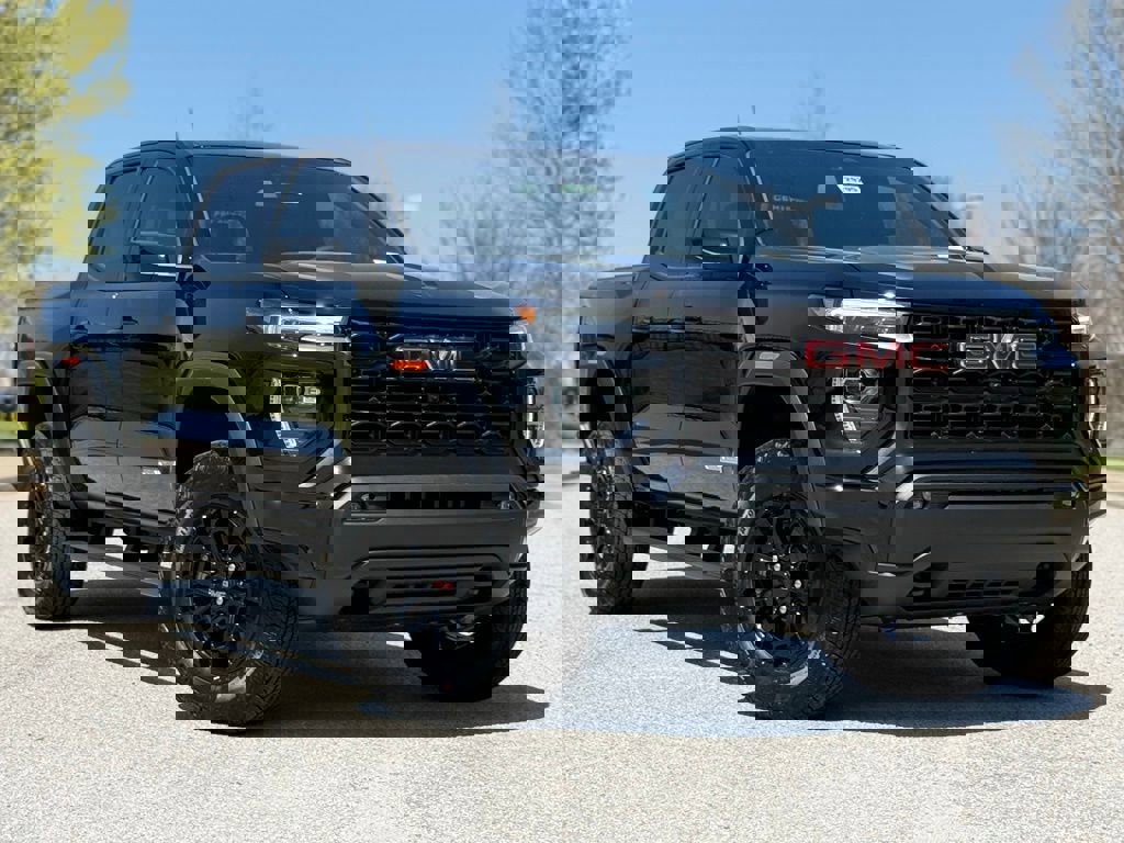 New 2026 GMC Canyon Elevation w/ Convenience Package image 2