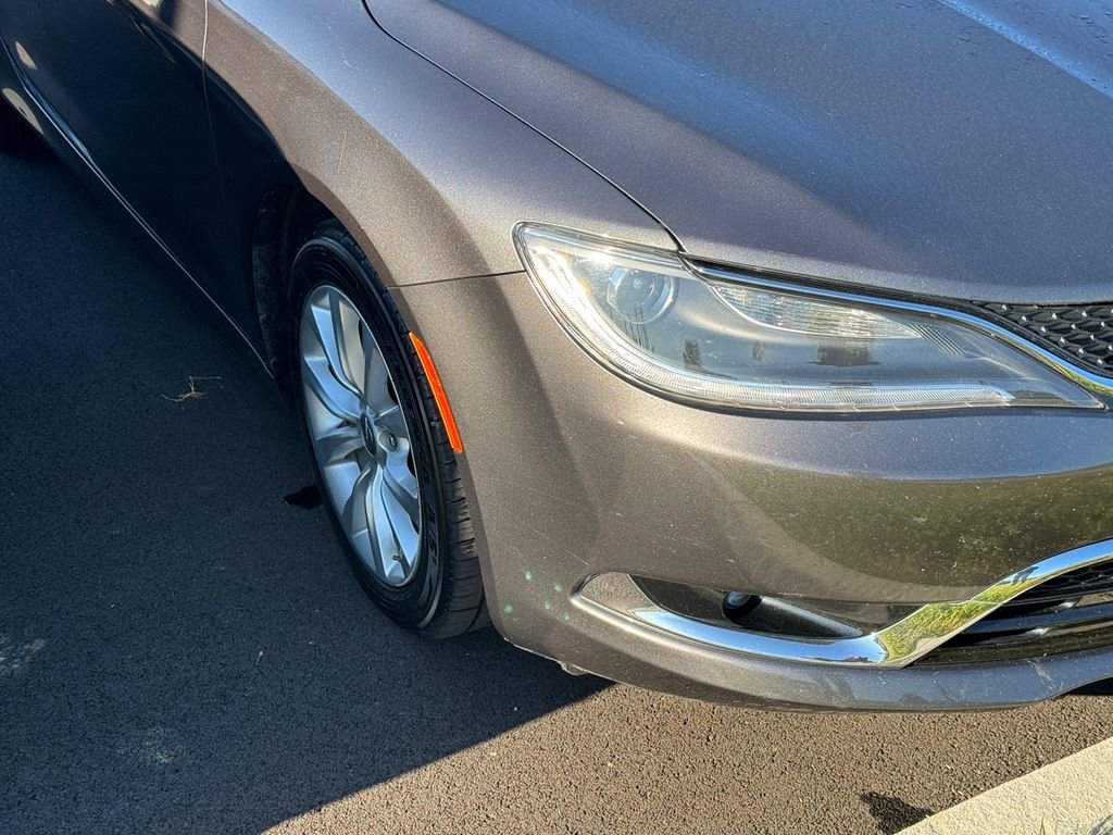 Used 2015 Chrysler 200 C FWD image 9