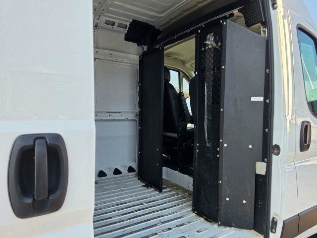 Used 2022 RAM ProMaster 2500 w/ Driver Convenience Group FWD image 33