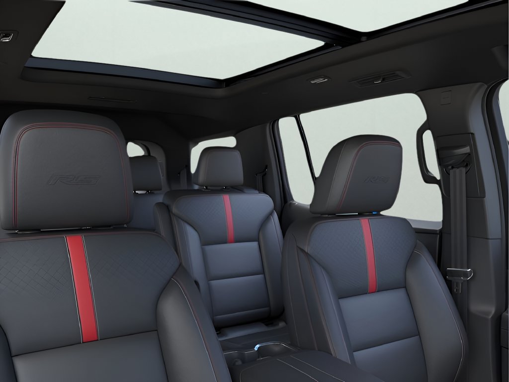 New 2027 Chevrolet Traverse RS AWD/4WD image 18
