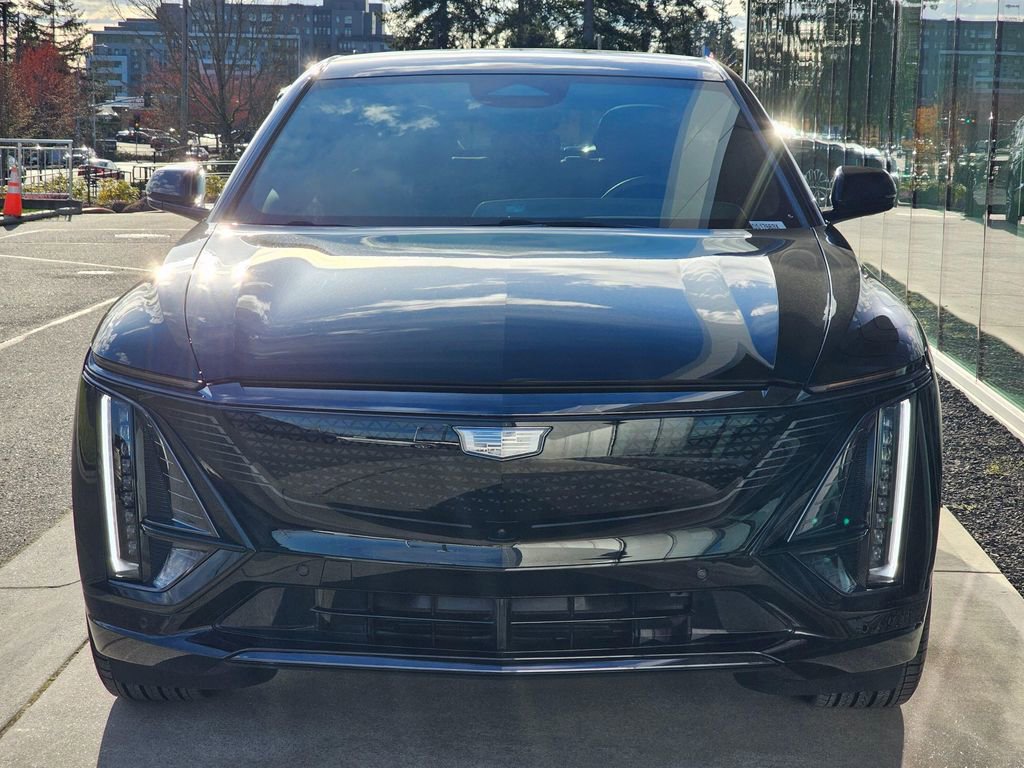 Used 2025 Cadillac Lyriq Sport image 9