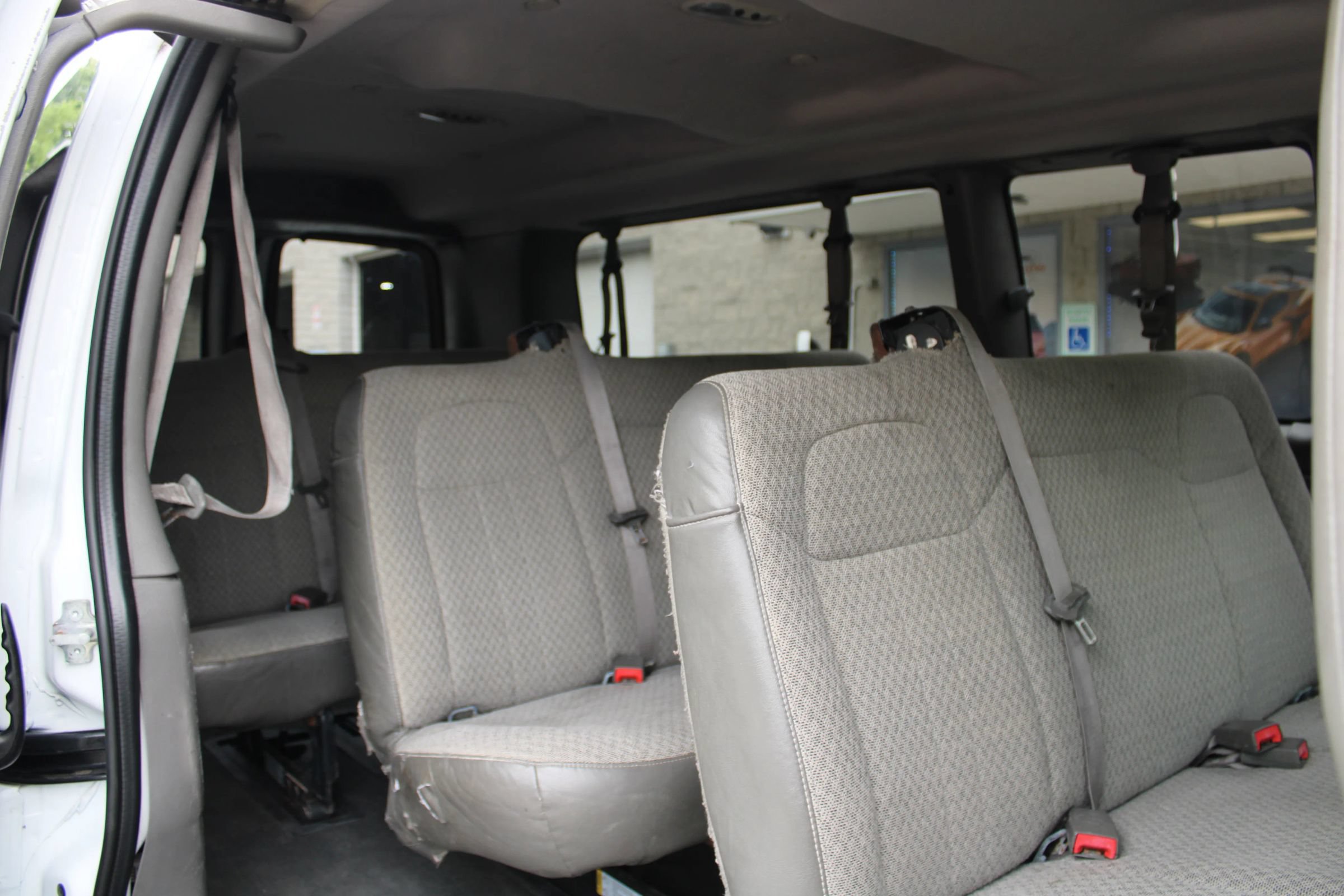 Used 2019 Chevrolet Express 3500 LT w/ LT Preferred Equipment Group RWD image 26