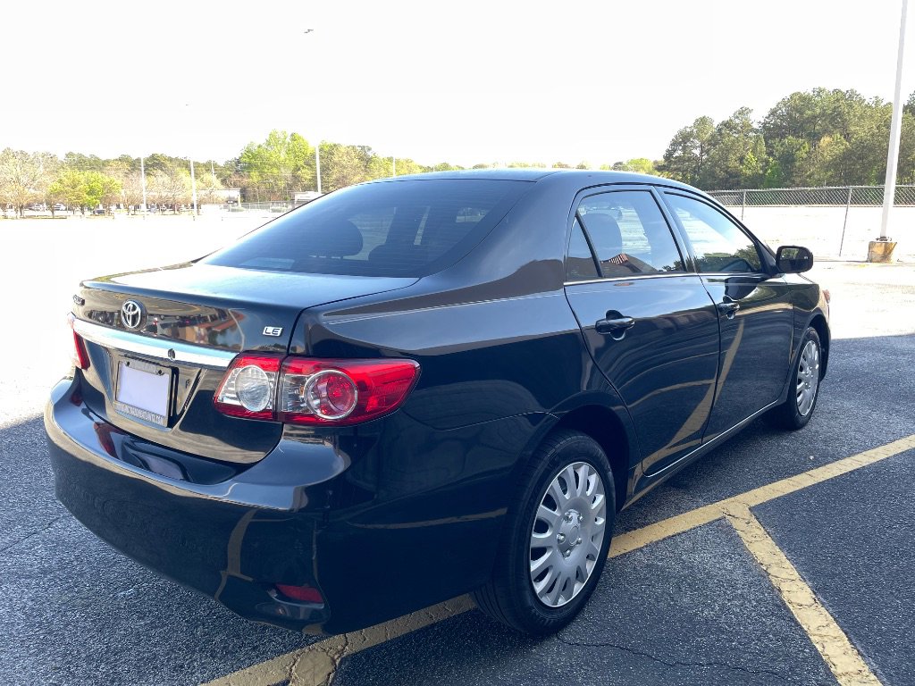 Used 2013 Toyota Corolla LE image 6