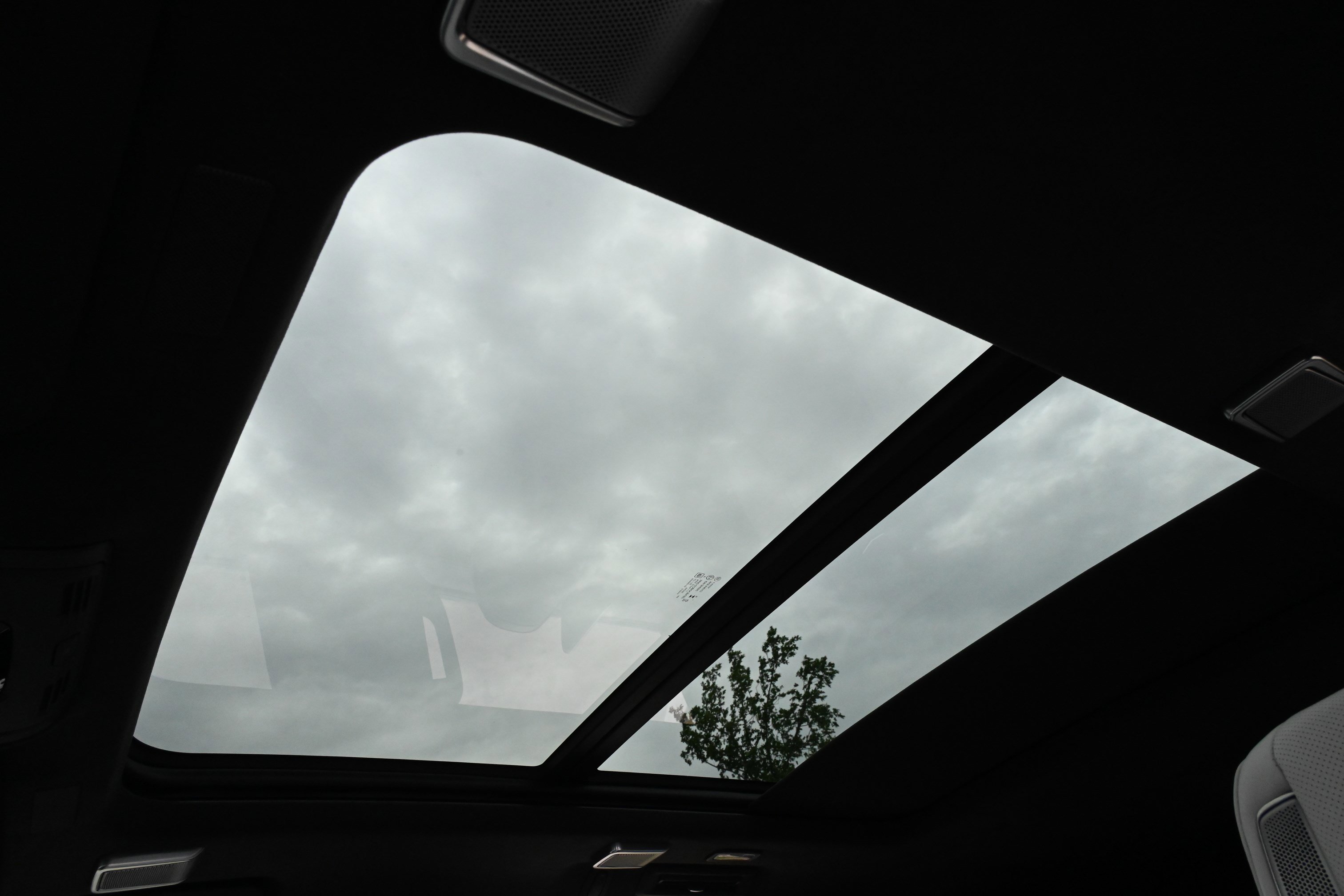 Used 2026 Cadillac Escalade V w/ LPO, ONYX Package AWD/4WD image 32