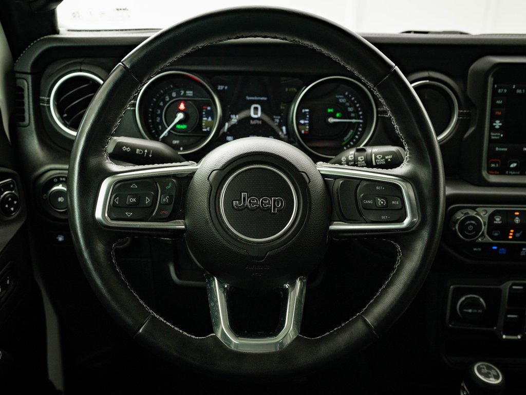 Used 2023 Jeep Wrangler Unlimited Sahara w/ Cold Weather Group image 40