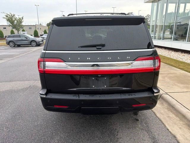 Used 2020 Lincoln Navigator L Reserve w/ Luxury Package AWD/4WD image 12