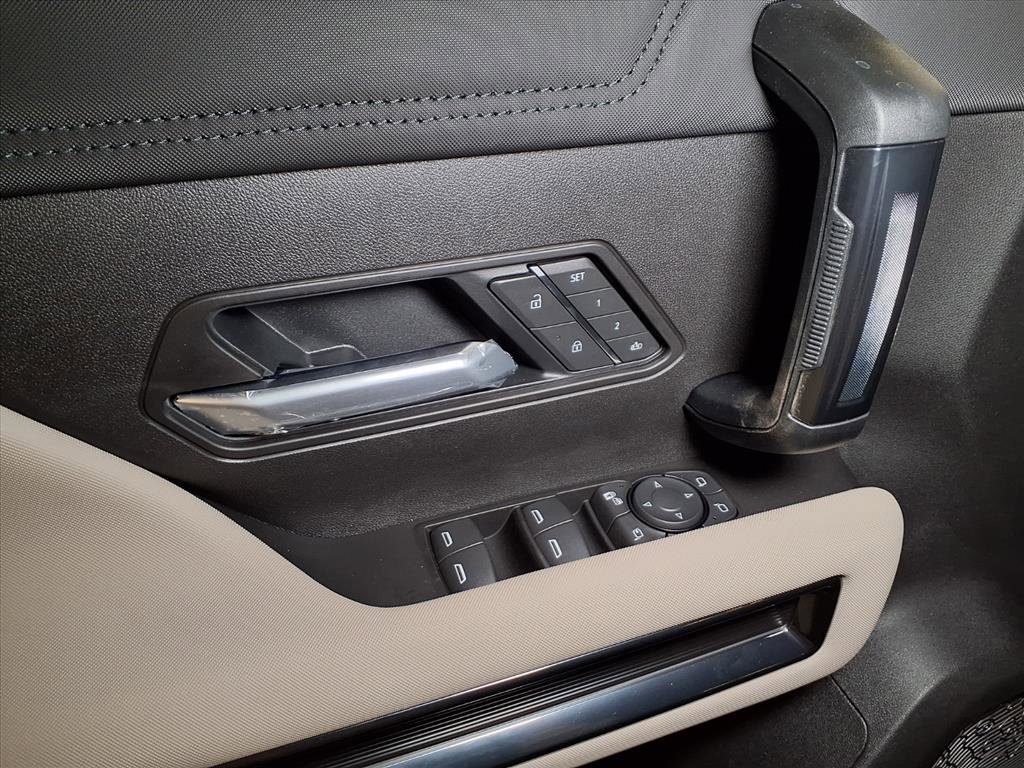 New 2026 GMC Hummer EV SUV image 16