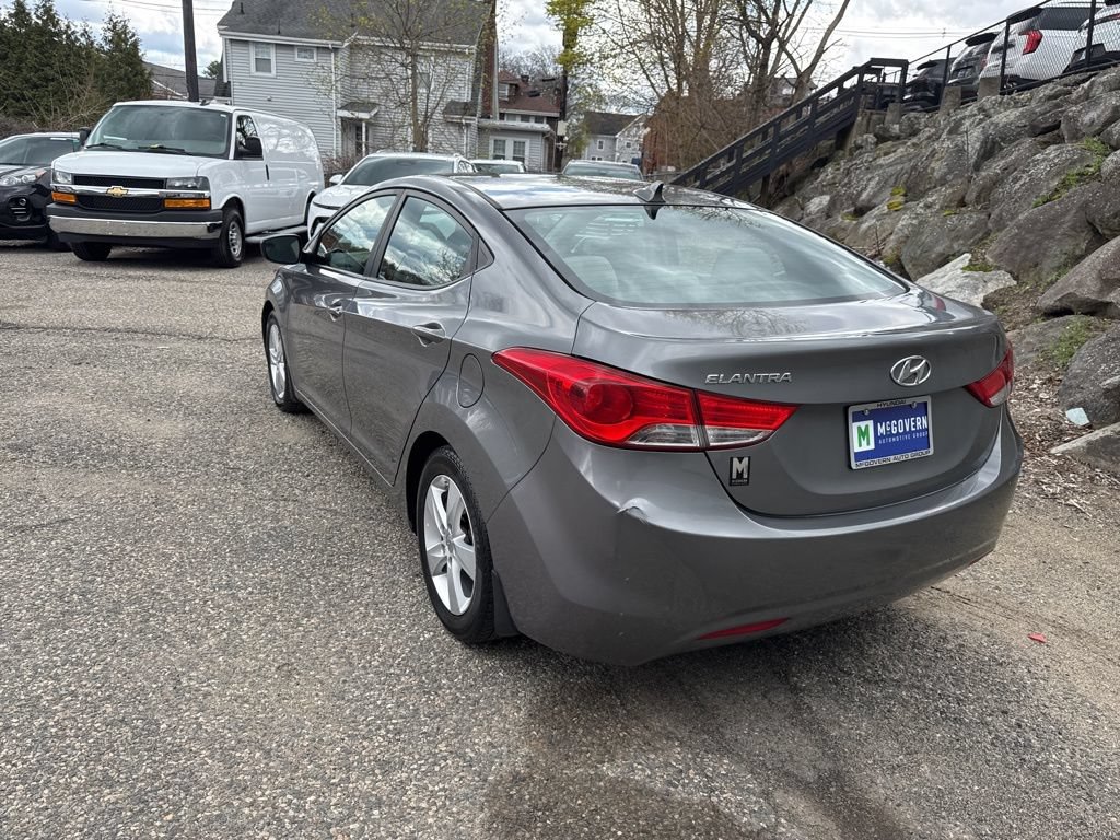 Used 2013 Hyundai Elantra GLS w/ Preferred Pkg FWD image 4