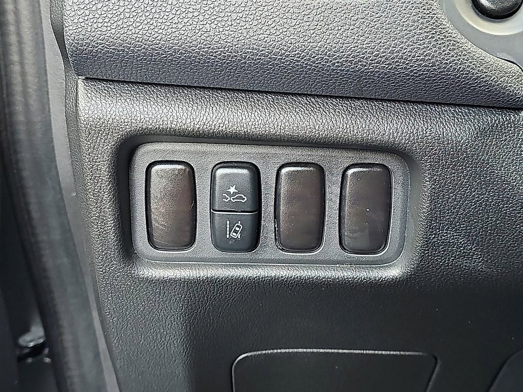 Used 2025 Mitsubishi Outlander Sport ES image 23