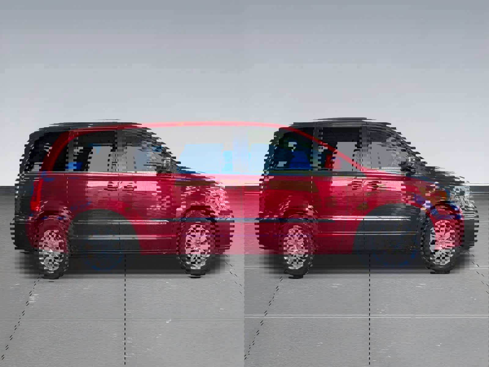 Used 2012 Chrysler Town & Country Touring w/ Entertainment Group #1 image 7