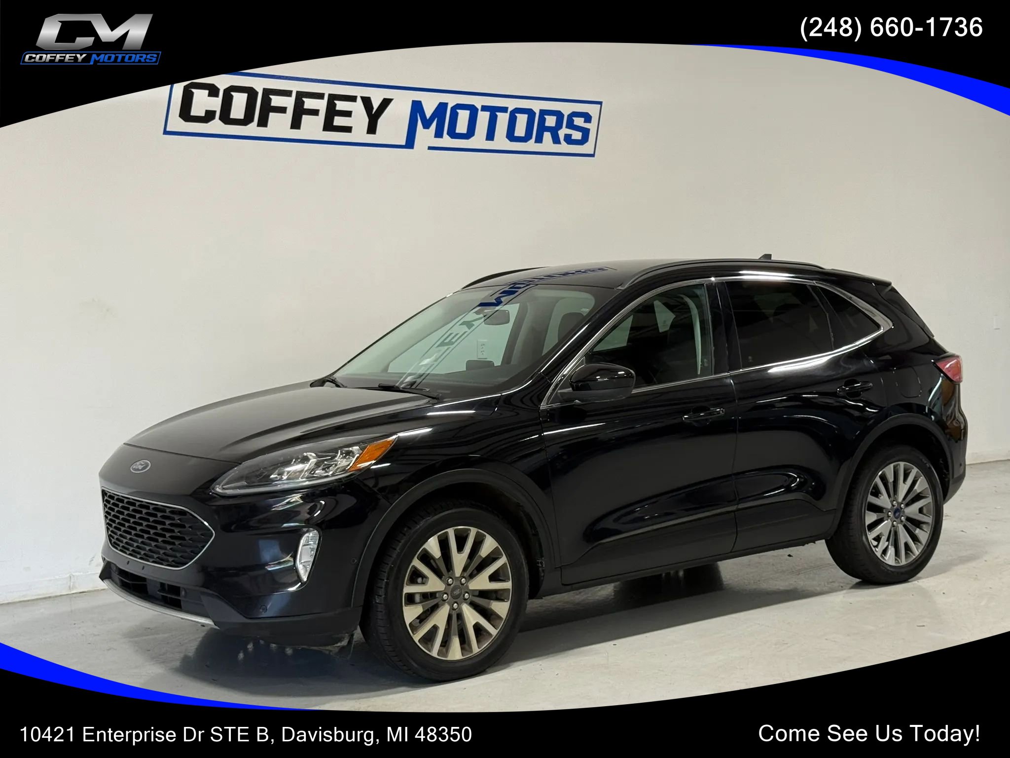 Used 2021 Ford Escape Titanium AWD/4WD image 1