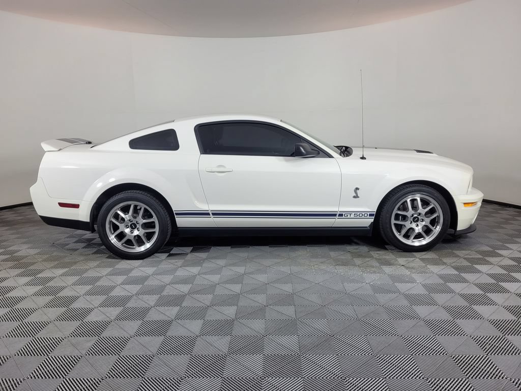 Used 2007 Ford Mustang Shelby GT500 RWD image 2