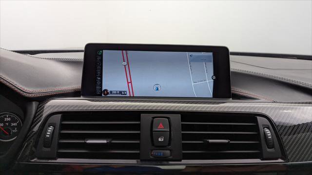 Used 2015 BMW M4 Convertible image 22