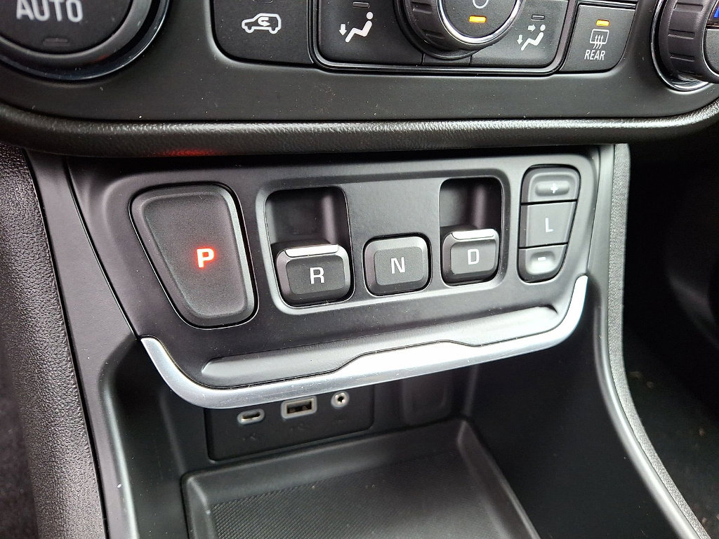 Certified 2021 GMC Terrain SLE w/ Driver Convenience Package image 12