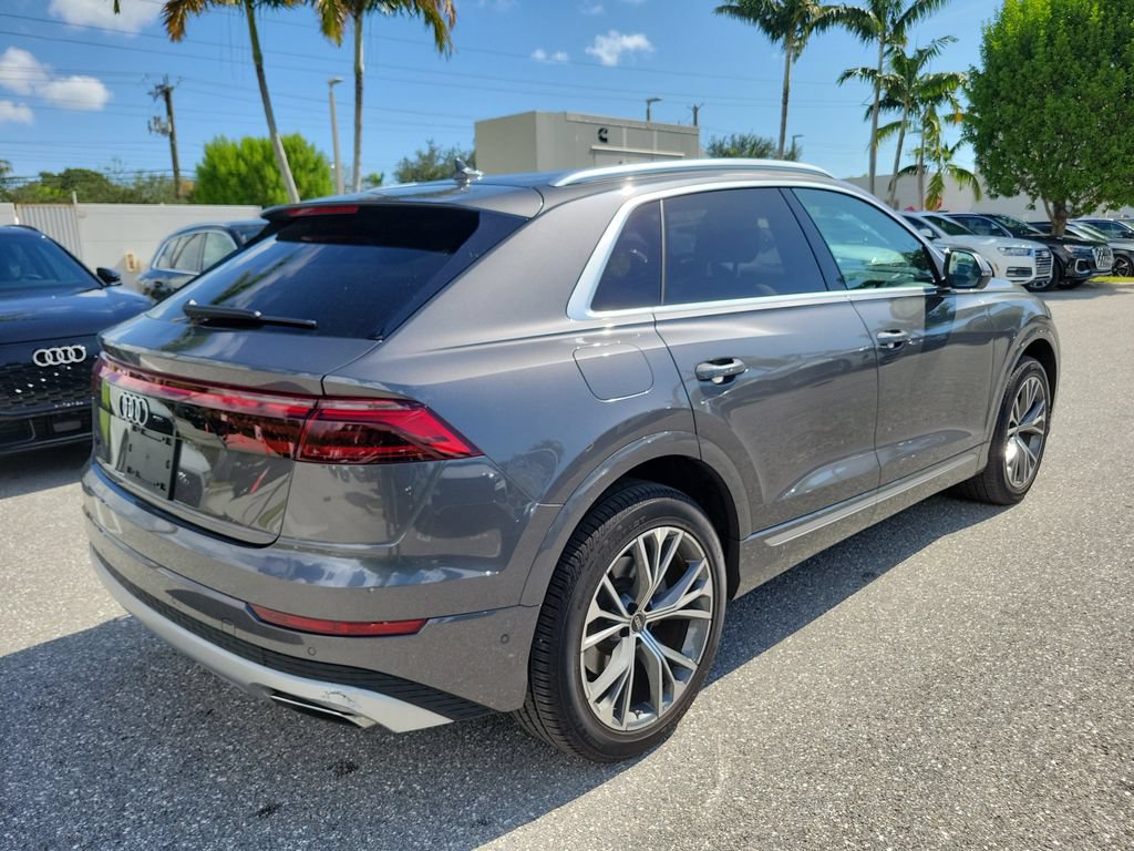 Used 2024 Audi Q8 Premium Plus AWD/4WD image 6