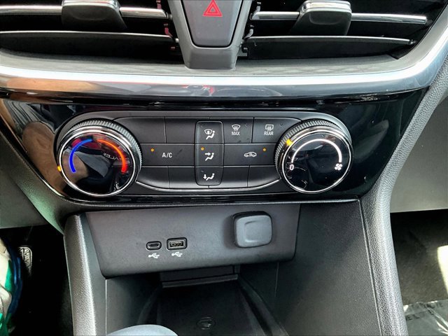 Used 2024 Buick Encore GX Sport Touring w/ Advanced Technology Package FWD image 24