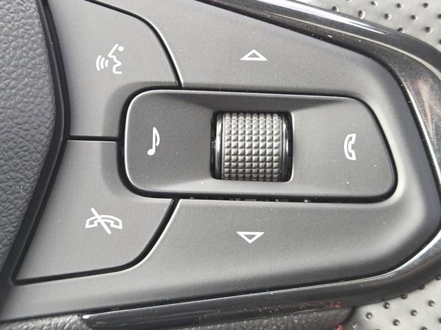 New 2026 Chevrolet Trax RS w/ Sunroof Package image 14