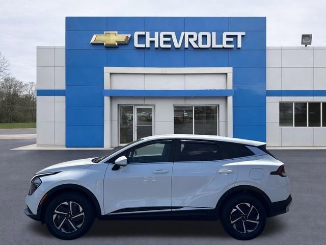 Used 2023 Kia Sportage LX AWD/4WD image 4