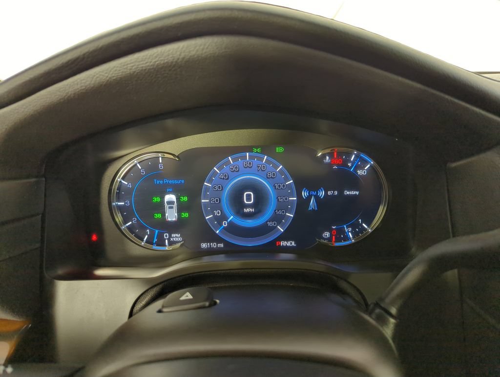 Used 2020 Cadillac Escalade ESV Premium Luxury RWD image 42