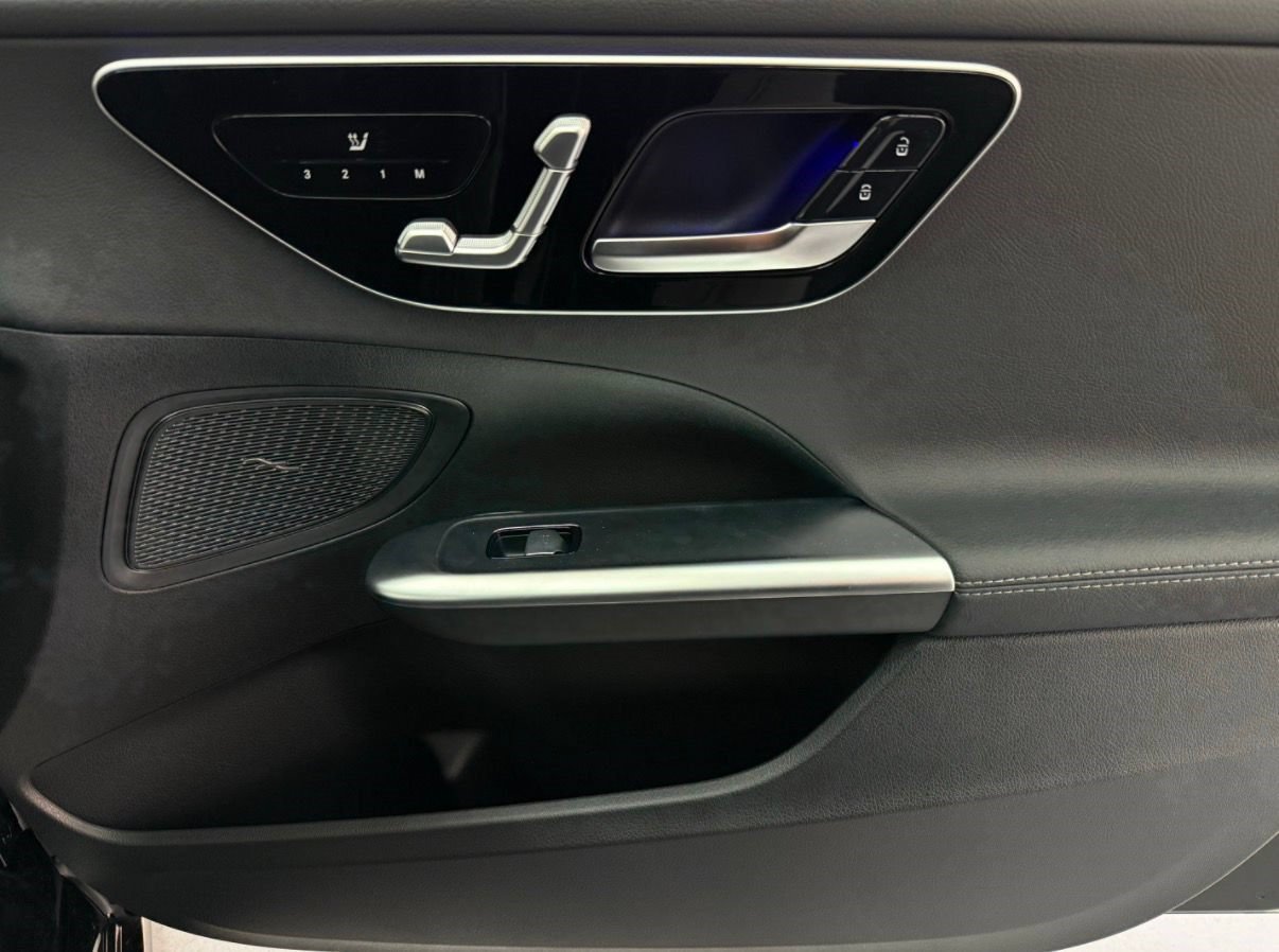 New 2026 Mercedes-Benz C 300 Sedan image 28
