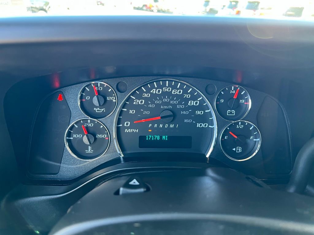 Used 2023 GMC Savana 2500 w/ Driver Convenience Package image 36