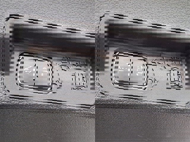 Used 2023 Ford Explorer ST-Line w/ Class IV Trailer Tow Package image 31