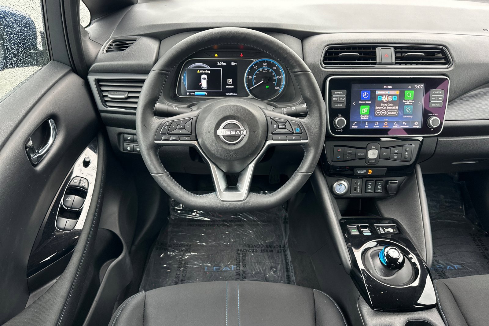 Certified 2024 Nissan Leaf SV Plus image 16